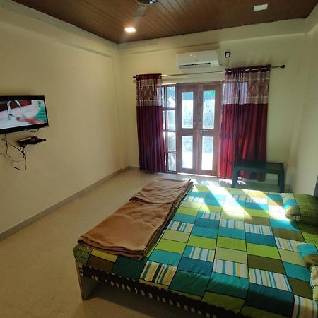 Siddhivinayak Resort Nx Малван Экстерьер фото