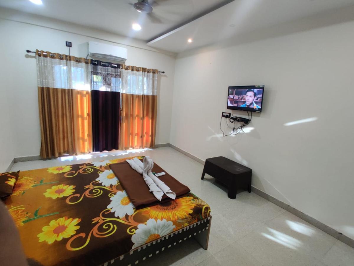 Siddhivinayak Resort Nx Малван Экстерьер фото